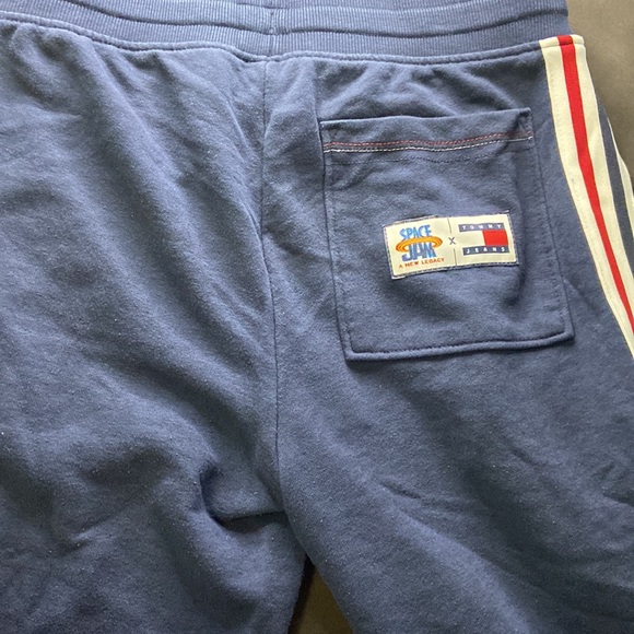 Kids Tommy Jeans Space Jam A New Legacy. M (12/14). Preowned. - Picture 5 of 6
